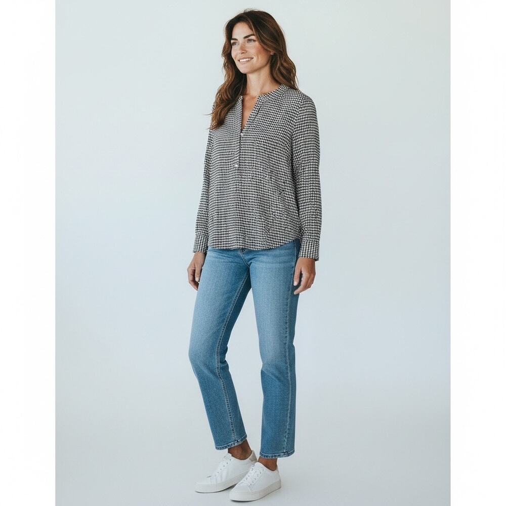 Talbots Black & White Geometric Popover Henley Blouse V-Neck Long Sleeve - Small